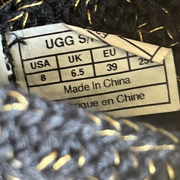 New UGG Sz 8 boots Black gold knit fold detail - Picture 9 of 9